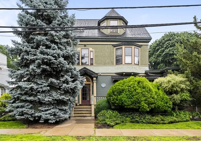 14-wellington-st-1-arlington-ma-02476/hzid_e95334cb
