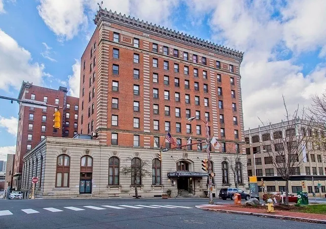 140-chestnut-st-319-springfield-ma-01103/hzid_9f4dbc22