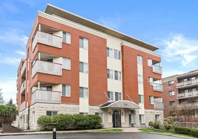 310-hammond-pond-pkwy-301-chestnut-hill-ma-02467/hzid_305e4409