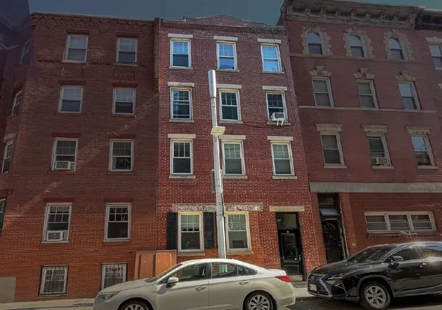 15-cooper-st-boston-ma-02113/hzid_878a5683