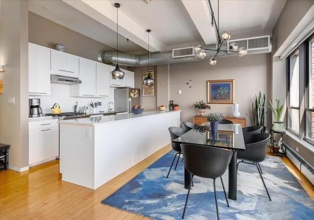 156-porter-street-434-boston-ma-02128/hzid_4cdbe1d5