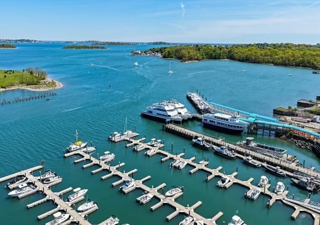 10-shipyard-dr-511-hingham-ma-02043/hzid_7003f32e