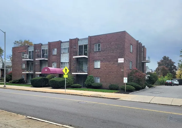 426-pleasant-st-23-malden-ma-02148/hzid_f172cb38