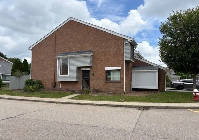 64-laurelwood-dr-64-stoughton-ma-02072/hzid_2856f3c3