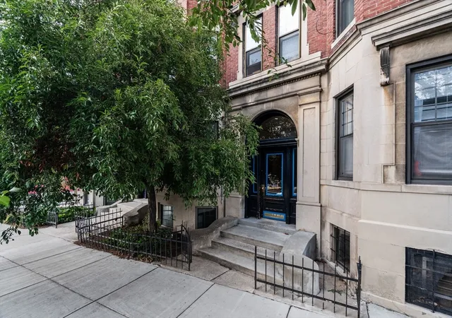 1157-commonwealth-ave-1-boston-ma-02134/hzid_94f1d648