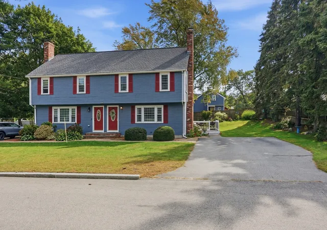 15-collins-st-15-attleboro-ma-02703/hzid_3b865bb6
