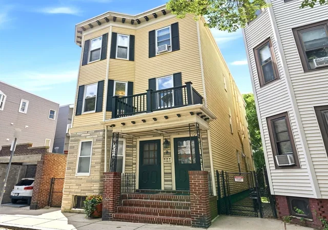 9-hatch-st-2-boston-ma-02127/hzid_4311a901