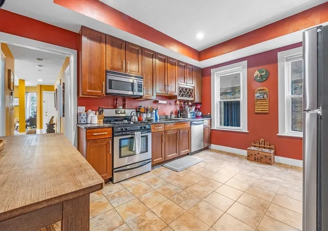 71-romsey-st-2-dorchester-ma-02125/hzid_0d73dcb9