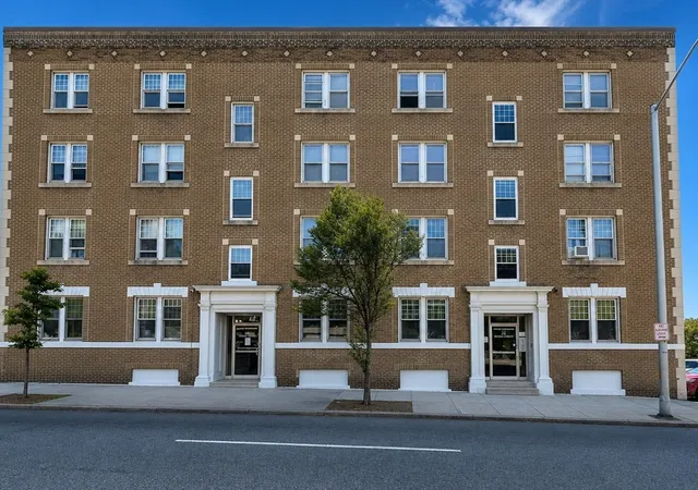 29-irving-street-8-worcester-ma-01609/hzid_5c3ed020