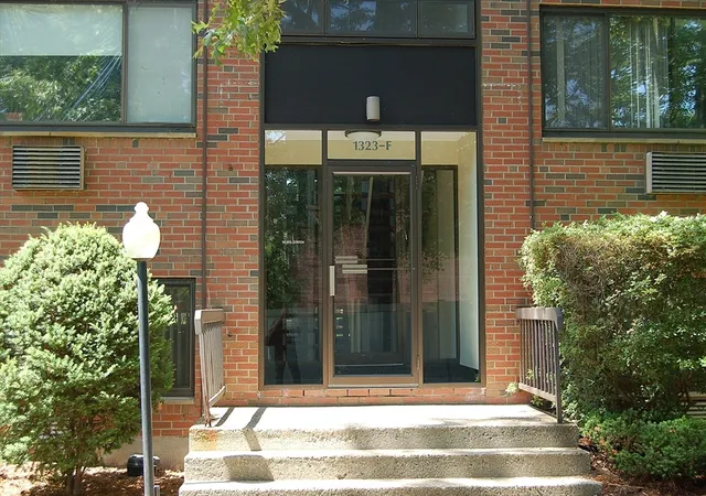 1323-worcester-rd-f2-framingham-ma-01701/hzid_03999a4a