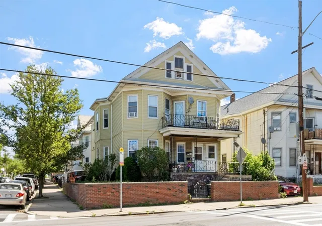 562-main-st-medford-ma-02155/hzid_f69da51c