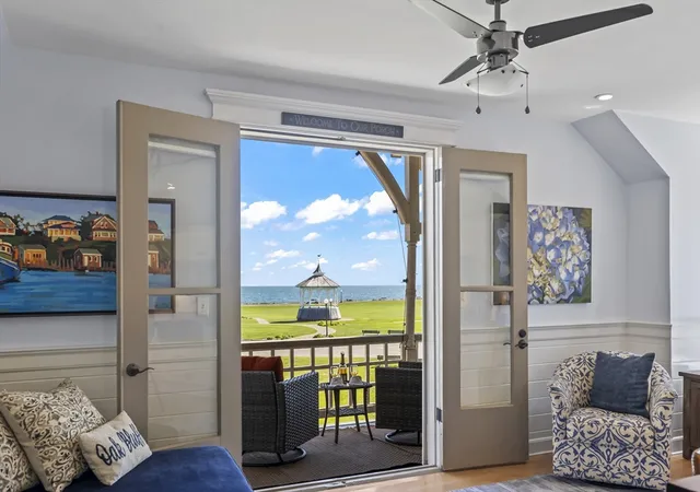 61-ocean-avenue-4-oak-bluffs-ma-02557/hzid_203d73c6