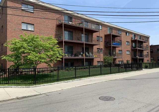 26-waverly-street-202-boston-ma-02135/hzid_01cdcf49