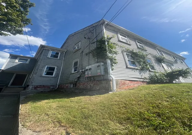 3325-l-n-main-st-fall-river-ma-02720/hzid_1f27c460