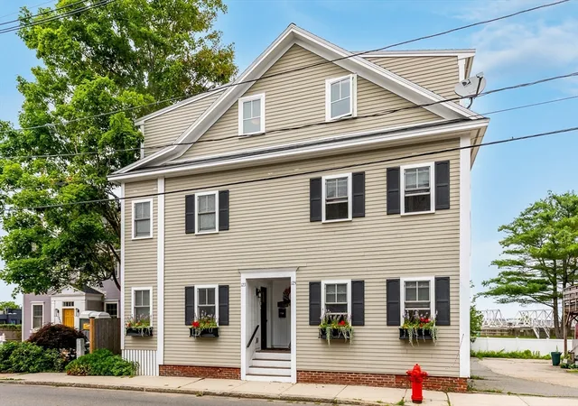 125-water-st-125-newburyport-ma-01950/hzid_66edd4c8