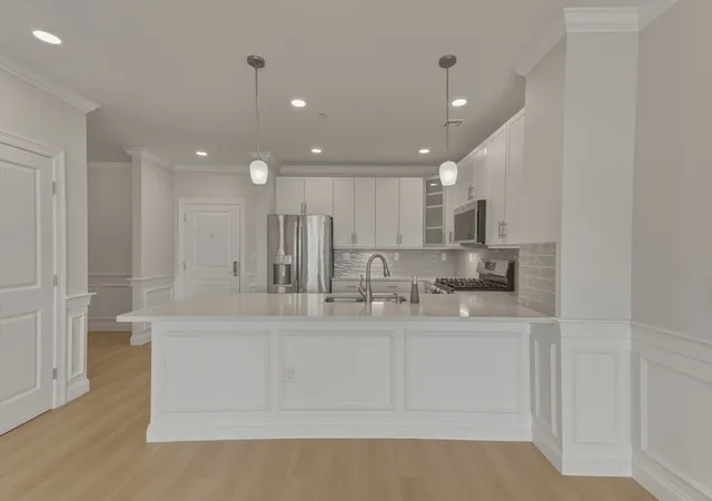 320-middlesex-ave-a203-medford-ma-02155/hzid_f3f670e1