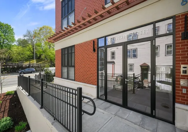 8-leverett-st-4-brookline-ma-02445/hzid_dfee21cc