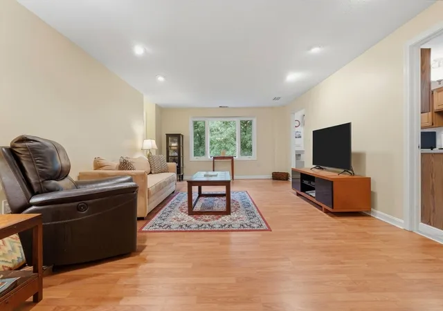 9-ledgewood-way-22-peabody-ma-01960/hzid_1bea749b