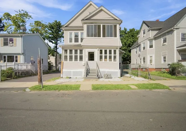 102-104-cambridge-st-springfield-ma-01109/hzid_b9d4ba89