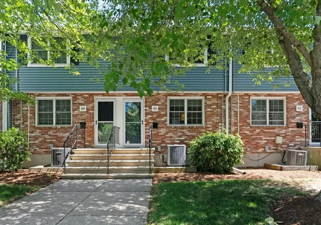 90-durham-rd-90-dedham-ma-02026/hzid_32f0d39f