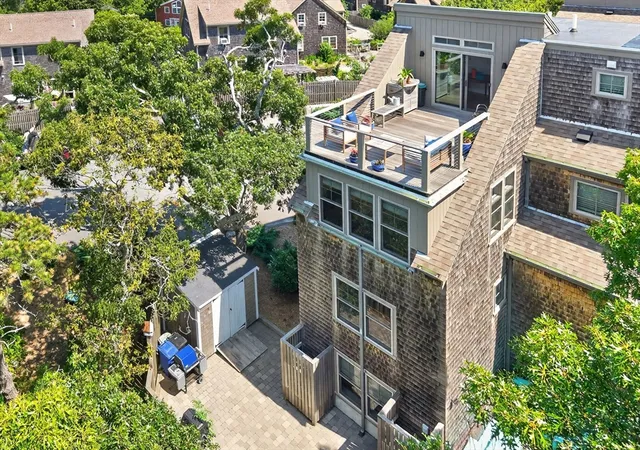 5-stable-path-a-provincetown-ma-02657/hzid_ee57451f