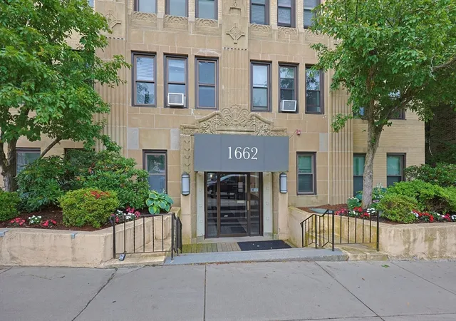 1662-commonwealth-ave-43-brighton-ma-02135/hzid_33c90146
