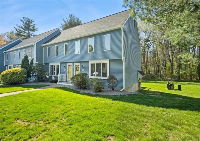11-village-way-f-norton-ma-02766/hzid_d5bd2866
