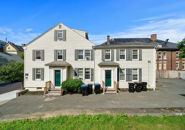 19-essex-st-beverly-ma-01915/hzid_01954d3a