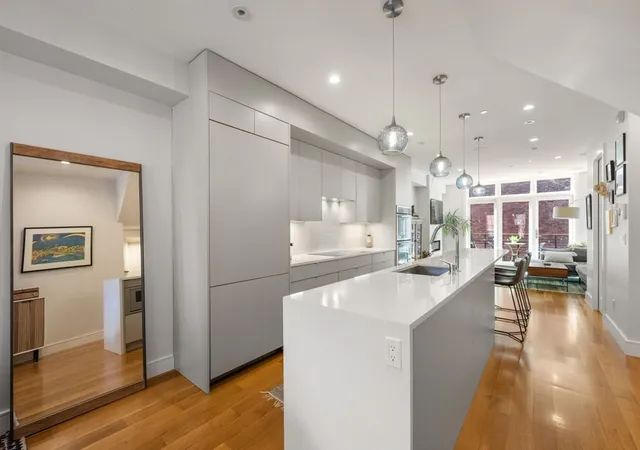 46-clarendon-street-1-boston-ma-02116/hzid_246a26de