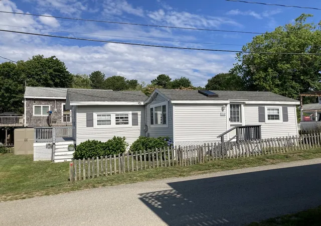 13-thompson-road-a-bourne-ma-02532/hzid_758894a6