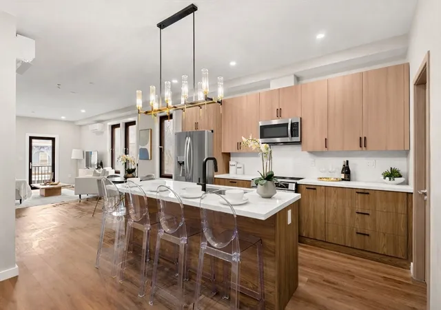14-schuyler-1-dorchester-ma-02121/hzid_01c5d5e7
