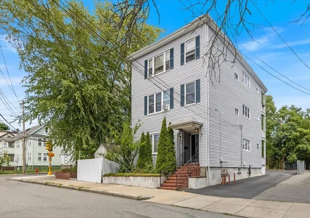 34-henry-st-34-malden-ma-02148/hzid_eecfc972