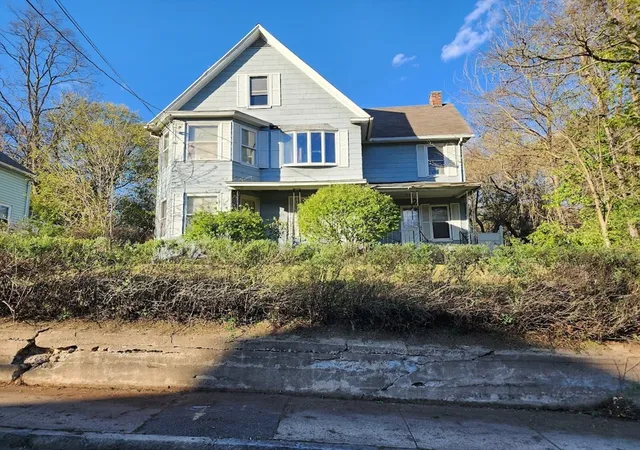 156-grattan-st-chicopee-ma-01020/hzid_9a5975e4