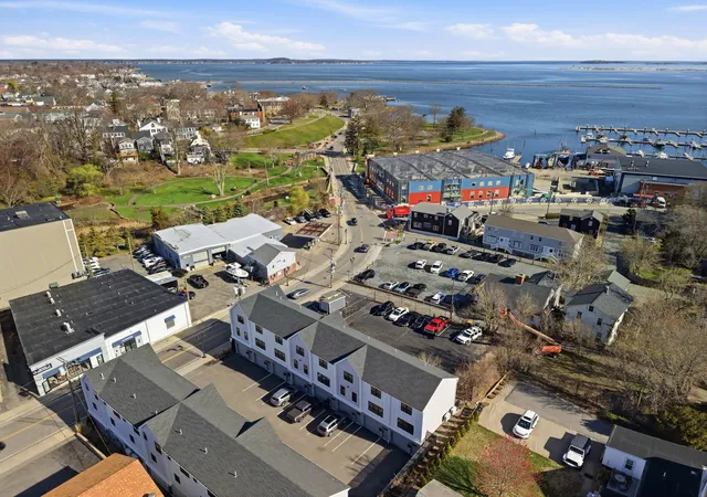 7-water-st-8-plymouth-ma-02360/hzid_1ef5d96b