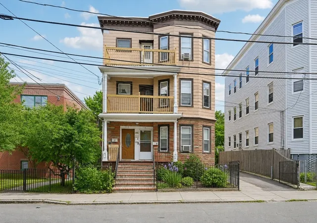 152-154-glen-st-somerville-ma-02145/hzid_4f9151b5