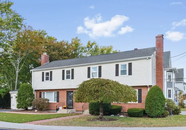 33-auburn-st-2-waltham-ma-02453/hzid_5dfd10a2