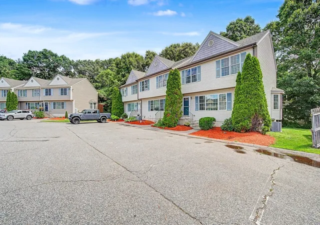 10-fuller-ave-15-attleboro-ma-02703/hzid_e0e5c46d