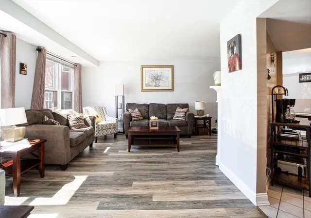 110-dean-st-21-taunton-ma-02780/hzid_b00b24d5