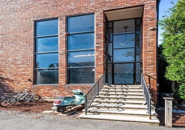 10-roberts-st-12-somerville-ma-02145/hzid_f97a69e5