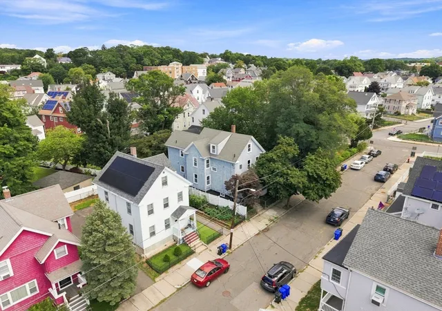 13-welsh-st-malden-ma-02148/hzid_09b1fc37