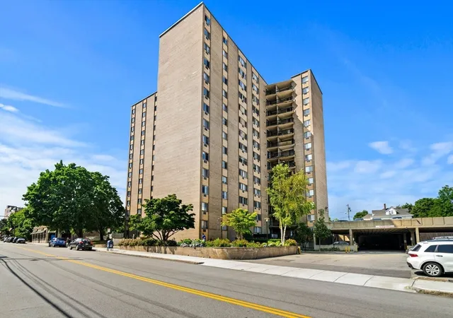 1025-hancock-st-4a-quincy-ma-02169/hzid_3374ccd8