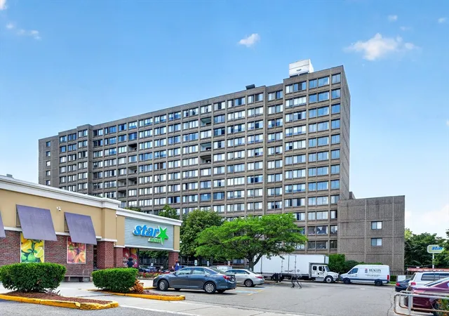 1731-beacon-st-915-brookline-ma-02445/hzid_abc82ca6