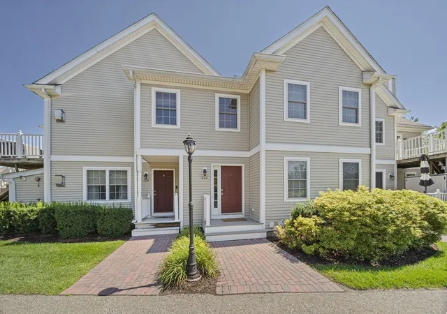 222-tamarack-ln-222-abington-ma-02351/hzid_f0ca9813