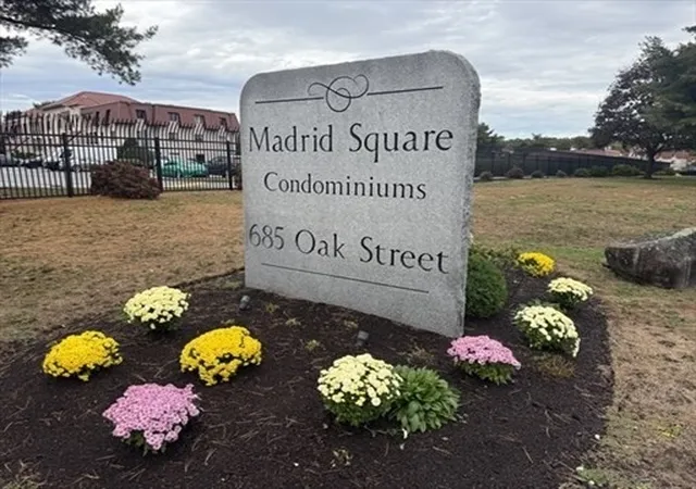 685-oak-st-2-5-brockton-ma-02301/hzid_6b32b1e1