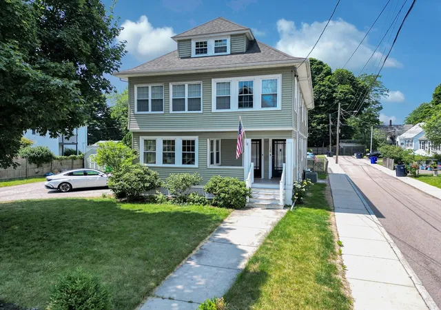 128-willow-st-1-boston-ma-02132/hzid_4011f5c0