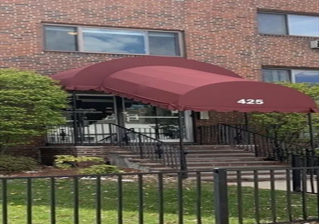 425-s-huntington-ave-1-jamaica-plain-ma-02130/hzid_c27ee87a