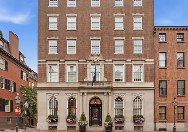 41-mt-vernon-street-5-boston-ma-02108/hzid_9366b619
