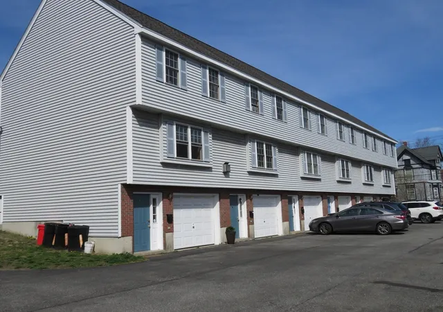 446-westford-st-1-lowell-ma-01851/hzid_4ca734ae