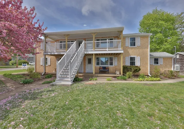 124-skiff-avenue-a-11-tisbury-ma-02568/hzid_a9386705