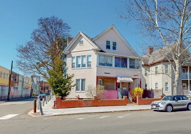 128-elm-st-cambridge-ma-02140/hzid_b0ba415d